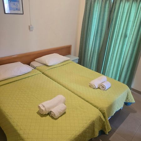 叶莱妮公寓式酒店 圣纳帕 外观 照片